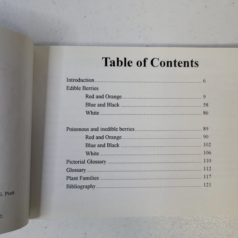 Wild Berries of Alaska Pocket Guide Its‎ the Berries Identification Book